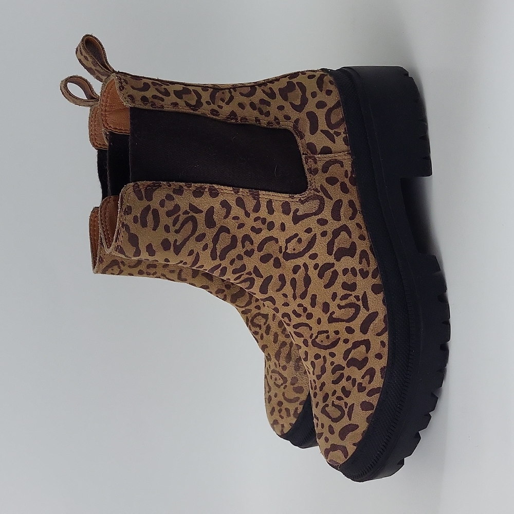 Lucky Brand Ellerey Leopard Print Suede Block Heel Lug Sole Chelsea Boots